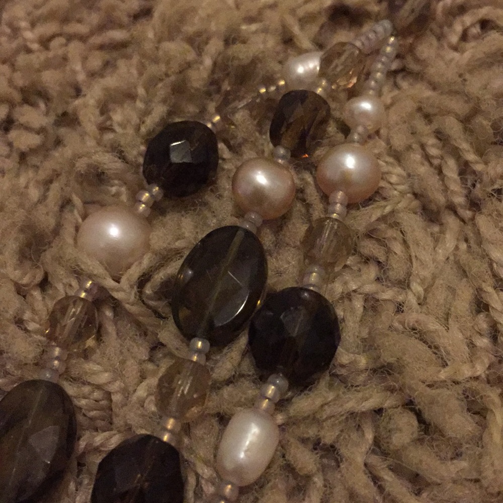 Classy Layer Necklace - Picture 3 of 4